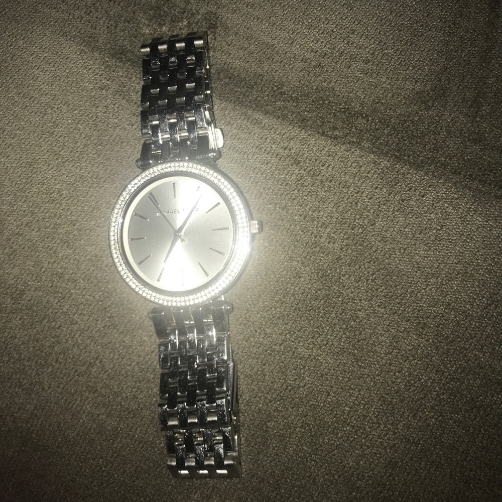Watch - Picture 3 of 4